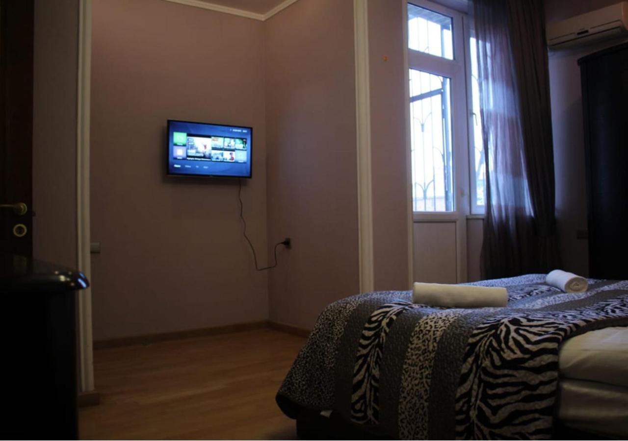 Geo Inn Hotel Tbilissi Extérieur photo